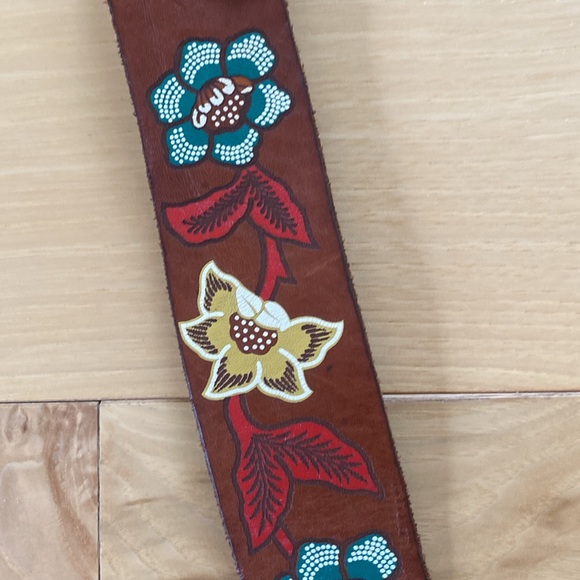 Leather belt